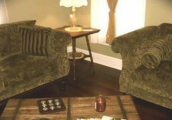 Ainsworth House Inn Luling エクステリア 写真